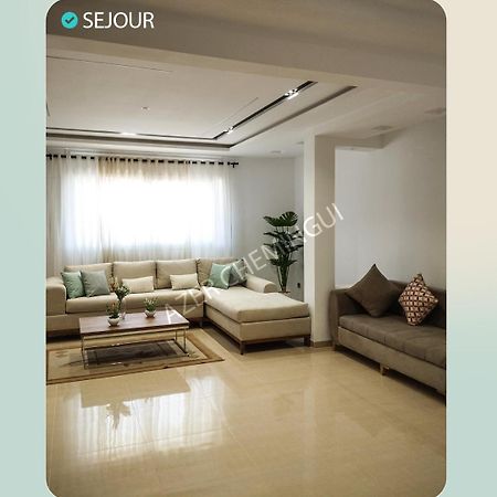 Appartements De Luxe Pres De La Mer เนเบิล ภายนอก รูปภาพ